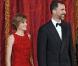 Le prince Charles et Camilla en visite officielle en Espagne, le 30 mars 2011. Dîner de Gala au Palais, à Madrid. Ils sont reçus par Letizia et Felipe d'Espagne !