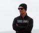 Matthew McConaughey s'offre une petite séance de sport avec l'aide de son coach sportif, sur la plage de Malibu, samedi 26 mars.