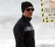 Matthew McConaughey s'offre une petite séance de sport avec l'aide de son coach sportif, sur la plage de Malibu, samedi 26 mars.