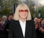 Le 4 avril 2011 avait lieu la clôture du 3e Festival international du film policier de Beaune. Mireille Darc, membre du jury, lors de son arrivée.<br />