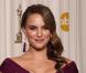 Natalie Portman et son Oscar pour Black Swan le 27 février 2011 