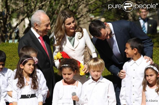 Letizia et Felipe d'Espagne lors de leur visite officielle en Israël. Le 11 avril 2011