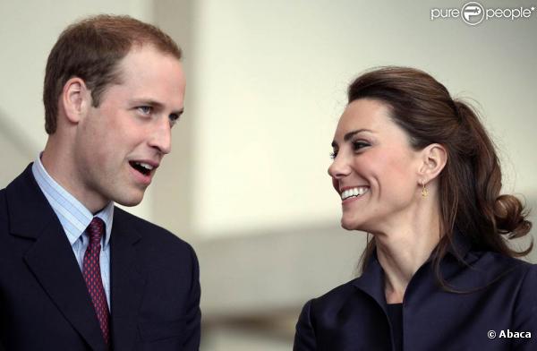 Le prince William et Kate Middleton étaient en visite dans la région de Blackburn with Darwen, dans le nord de l'Angleterre, lundi 11 avril 2011. Leur dernière apparition officielle avant leur mariage, le 29 avril.