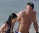 Courteney Cox est à Saint-Barthélémy avec son partenaire de jeu dans Cougar Town : Josh Hopkins. Mars 2011