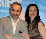 Antoine Duléry et Pascale Pouzadoux lors de l'avant-première de La Croisière à Paris le 18 avril 2011