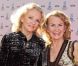 Hayley Mills et Juliet Mills, à l'occasion de l'avant-première de Un Américain à Paris (qui va ressortir en salles pour son 60e anniversaire), au Grauman's Chinese Theatre, à Los Angeles, le 28 avril 2011.