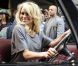 Pamela Anderson attire toujours autant les objectifs, même lors d'une opération pour l'association PETA