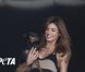 Elisabetta Canalis sur le shooting de la nouvelle campagne pour la PeTA, début mai 2011