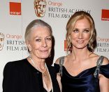 Vanessa Redgrave et sa fille Joely Richardson, à Londres, le 21 février 2010.<br />