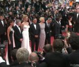 Montée des marches du Palais des Festivals pour le film Minuit à Paris de Woody Allen, le 11 mai 2011 à Cannes