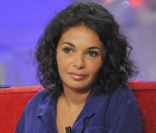  Saïda Jawad durant le tournage de l'émission Vivement Dimanche spéciale Les comédiens et l'histoire le 11 mai, diffusée le 15 mai 2011 dans le Studio Gabriel 