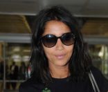 Leïla Bekhti à son arrivée à l'aéroport de Nice, le 12 mai 2011.  