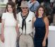 Penélope Cruz, Astrid Berges-Frisbey et Johnny Depp lors du photocall de Pirates des Caraïbes à Cannes le 14 mai 2011 