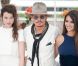 Penélope Cruz, Astrid Berges-Frisbey et Johnny Depp lors du photocall de Pirates des Caraïbes à Cannes le 14 mai 2011 