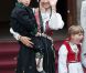Le couple héritier de Norvège, Haakon et Mette-Marit, a honoré dans la plus pure tradition la fête nationale, le 17 mai 2011. En plus de leurs enfants, Marcus, Ingrid et Sverre, le labradoodle chéri de la famille, Milly Kakao, a assuré !