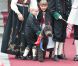 Le couple héritier de Norvège, Haakon et Mette-Marit, a honoré dans la plus pure tradition la fête nationale, le 17 mai 2011. En plus de leurs enfants, Marcus, Ingrid et Sverre, le labradoodle chéri de la famille, Milly Kakao, a assuré !