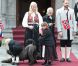 Le couple héritier de Norvège, Haakon et Mette-Marit, a honoré dans la plus pure tradition la fête nationale, le 17 mai 2011. En plus de leurs enfants, Marcus, Ingrid et Sverre, le labradoodle chéri de la famille, Milly Kakao, a assuré !