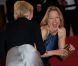 Jodie Foster explose de rire sur le tapis rouge lors de la projection de Melancholia, le 18 mai 2011, dans le cadre du 64e festival de Cannes.