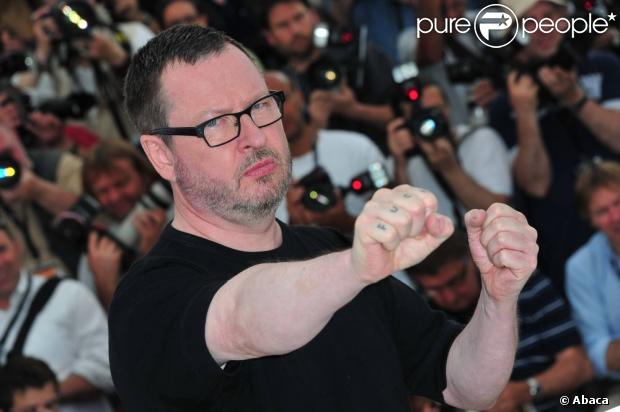 Lars Von Trier lors du photocall de Melancholia à Cannes le 18 mai 2011