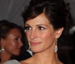 Julia Roberts au Superheroes : Fashion and Fantasy, au MET de New York