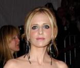 Sarah Michelle Gellar au Superheroes : Fashion and Fantasy, au MET de New York