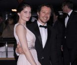 Stefano Accorsi et Laetitia Casta à la soirée Roberto Cavalli, à Cannes, le 18 mai 2011.<br />
