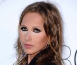 Allegra Versace, minicissime, lors du 25e gala de l'amfAR au Cap d'Antibes le 19 mai 2011