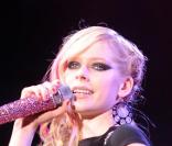 Avril Lavigne a perdu la voix...
