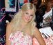 Pixie Lott présente sa nouvelle collection de vêtements au magasin Lipsy, au centre commercial Westfield à Londres, lundi 24 mai.