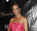 Shaun Robinson au Gracie Awards à Beverly Hills, le 24 mai 2011