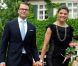 La princesse Victoria, superbe dans sa robe noire, et le prince Daniel de Suède en visite officielle à Munich du 24 au 27 mai 2011.
