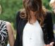 Carla Bruni-Sarkozy ne peut plus cacher sa grossesse et accueille les épouses des chefs d'Etat du G8 à la villa Strassburger à Deauville, le 26 mai 2011