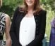 Carla-Bruni Sarkozy dévoile son ventre rond à l'issue d'une réunion  organisée en marge du sommet du G8, à Deauville, le 26 mai 2011.