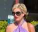 Tori Spelling, son époux Dean McDermott et leurs enfants Liam et Stella font une balade au centre commercial Country Mart à Malibu, le 28 mai 2011.