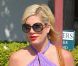 Enceinte de son troisième enfant, Tori Spelling dévoile un petit ventre rond à Malibu, le 28 mai 2011. 