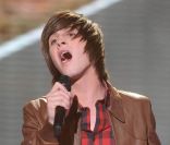  Florian Giustiniani chante Les Limites, de Julien Doré et Me and Mrs. Jones, de Billy Pauldans X-Factor ce soir mardi 31 mai 2011 sur M6 