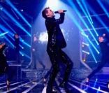 Matthew R-Barker, une vraie Single Ladie dans X Factor le 31 mai 2011 sur M6