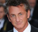 Sean Penn pose lors du festival de Cannes en mai 2011