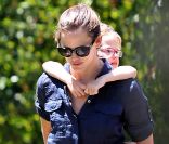 Jennifer Garner visite les jardins d'Huntington à Pasadena avec Violet, le 3 juin 2011
