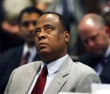 Le docteur de Michael Jackson, Conrad Murray, devant la justice américaine à Los Angeles, le 8 février 2011. 