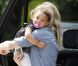 Ellen Pompeo se promène avec Stella Luna, à Los Angeles, le 2 juin 2011.