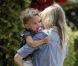 Ellen Pompeo se promène avec Stella Luna, à Los Angeles, le 2 juin 2011.