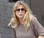 Ellen Pompeo, Chris Ivery et leur petite Stella à Los Angeles, le 4 juin 2011. Ils rentrent à leur domicile après avoir déjeuné à Beverly Hills.