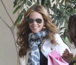 Elle Macpherson rayonnante à Miami entre amis. Juin 2011