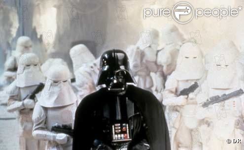Dark Vador et ses sbires, garants de l'équilibre de l'Empire, dans la Guerre des Etoiles 