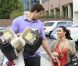 Kim Kardashian et son fiancé Kris Humphries dans les rues de Los Angeles, le 11 juin 2011