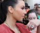 Kim Kardashian et son fiancé Kries Humphries à Los Angeles le 13 juin 2011