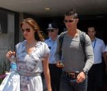 Cristiano Ronaldo et Irina Shayk le 19 juin 2011, à Bodrum en Turquie, après avoir fait l'ouverture du centre commercial d'Istanbul 