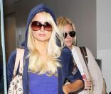 Paris Hilton et son compagnon Cy Waits le 16 juin 2011 à Los Angeles 
