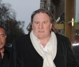 Gérard Depardieu sur les Champs Elysées le 29 mars 2011